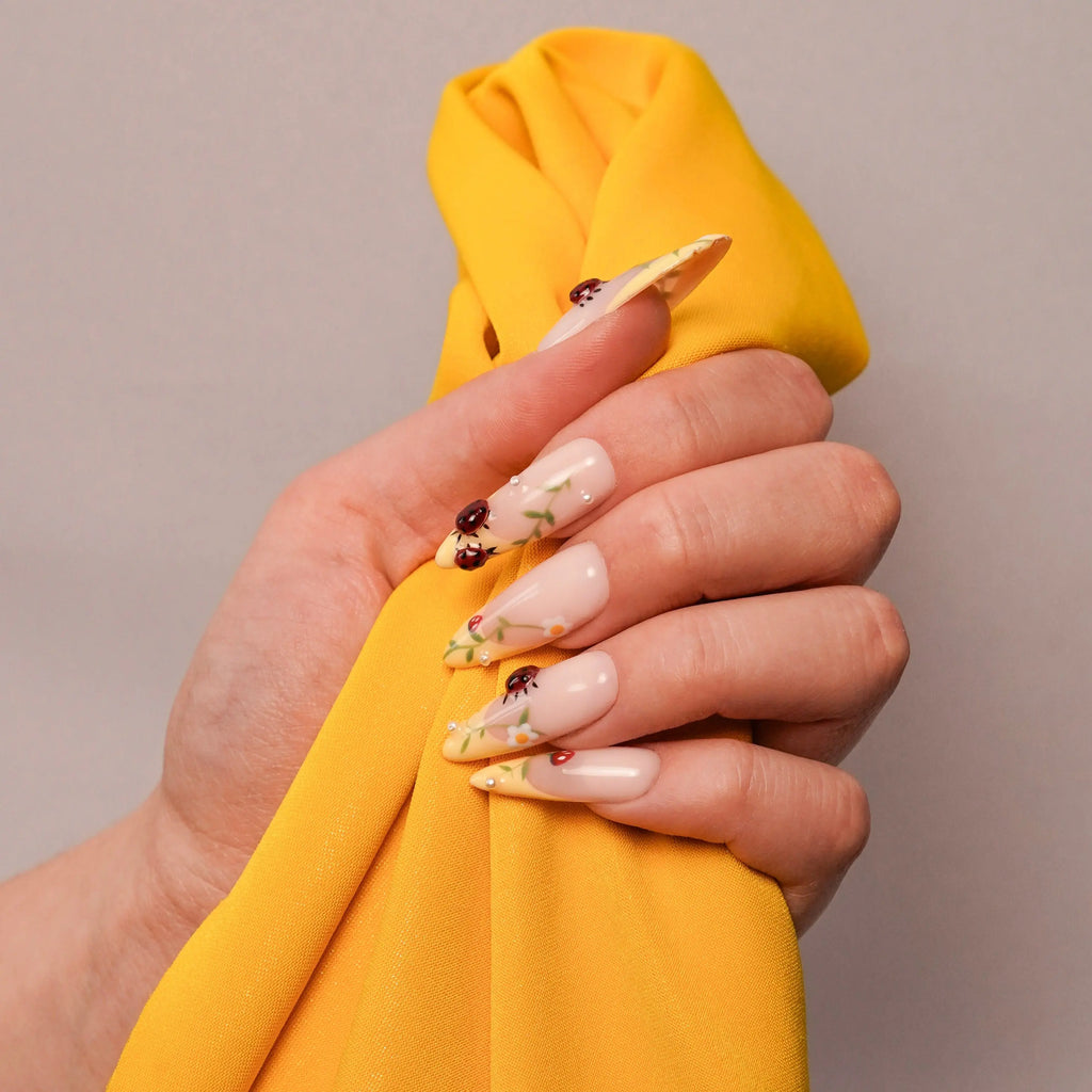 Spring garden Alma Nails