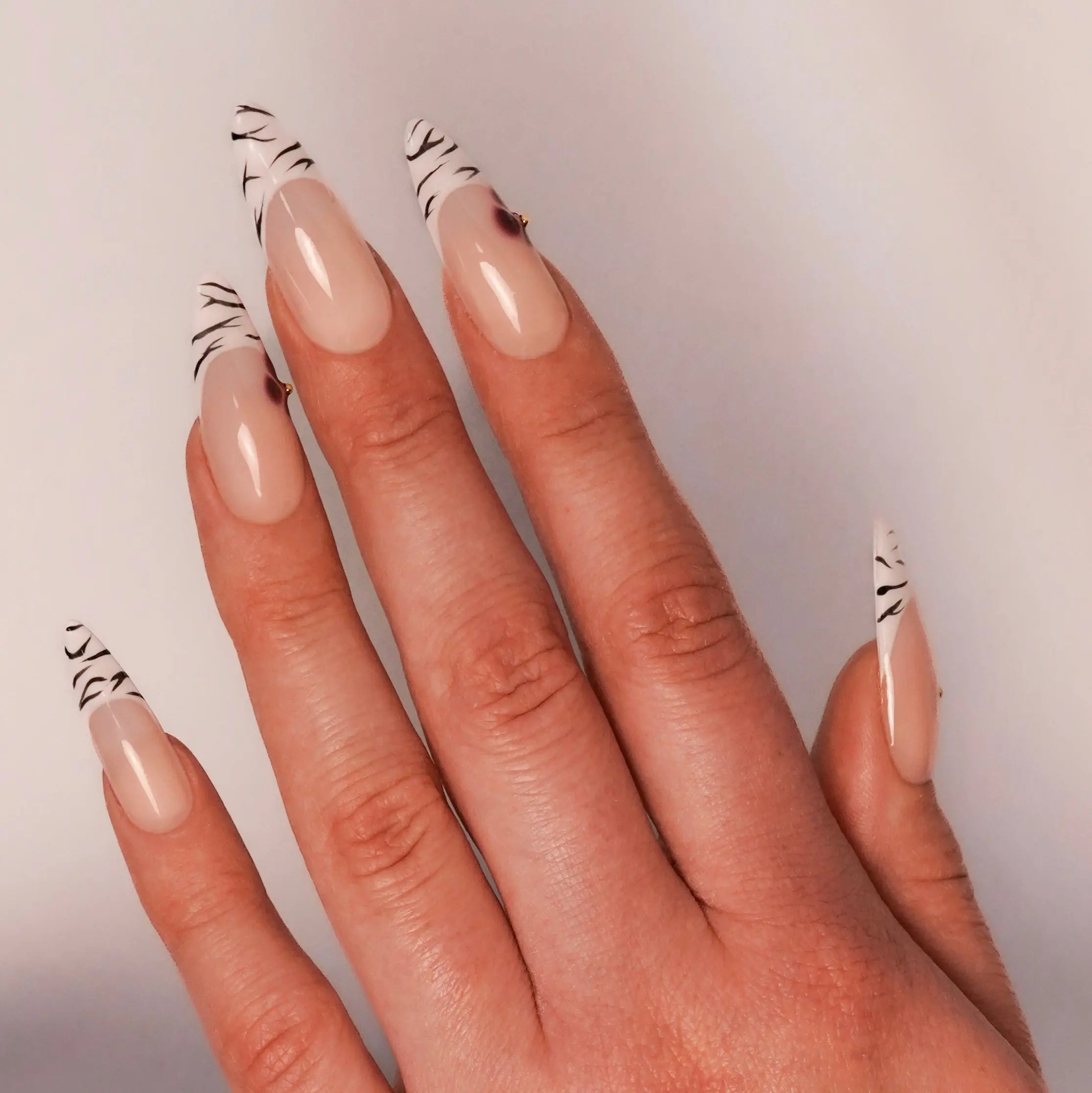 Betula Alma Nails