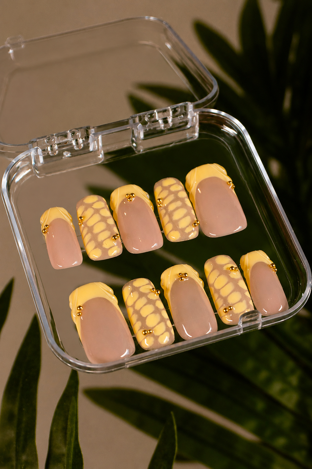 Goanna Alma Nails