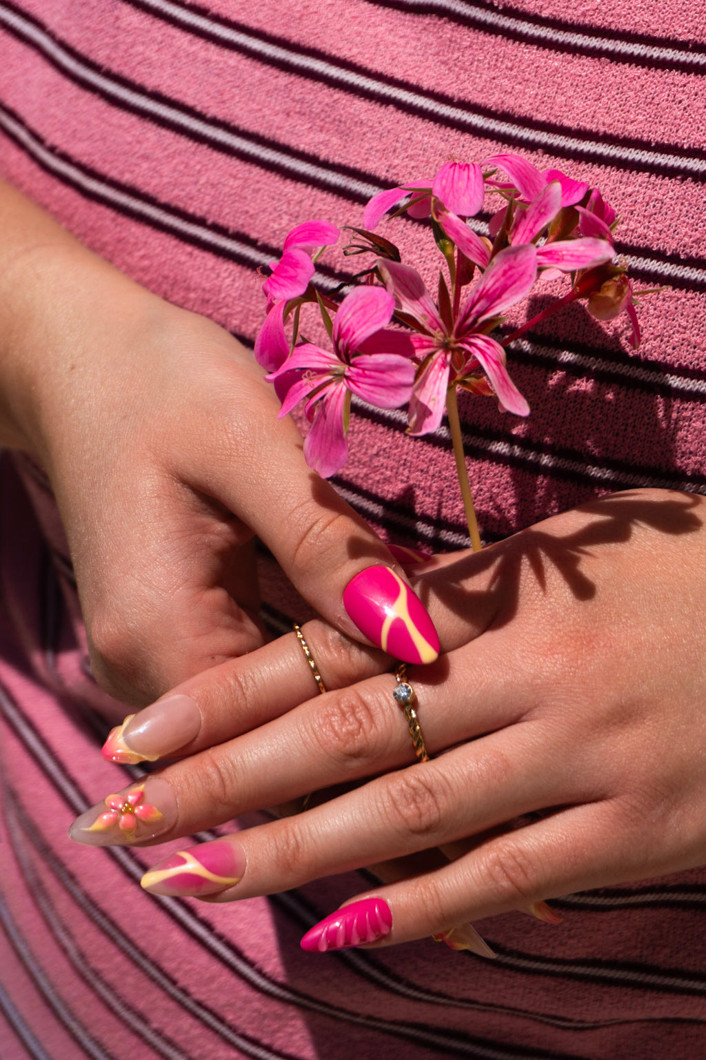Hibiscus Alma Nails