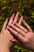 Muse Alma Nails